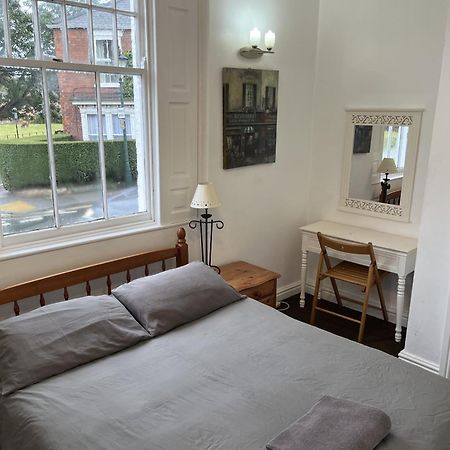 Beverley Budget Inn Room photo
