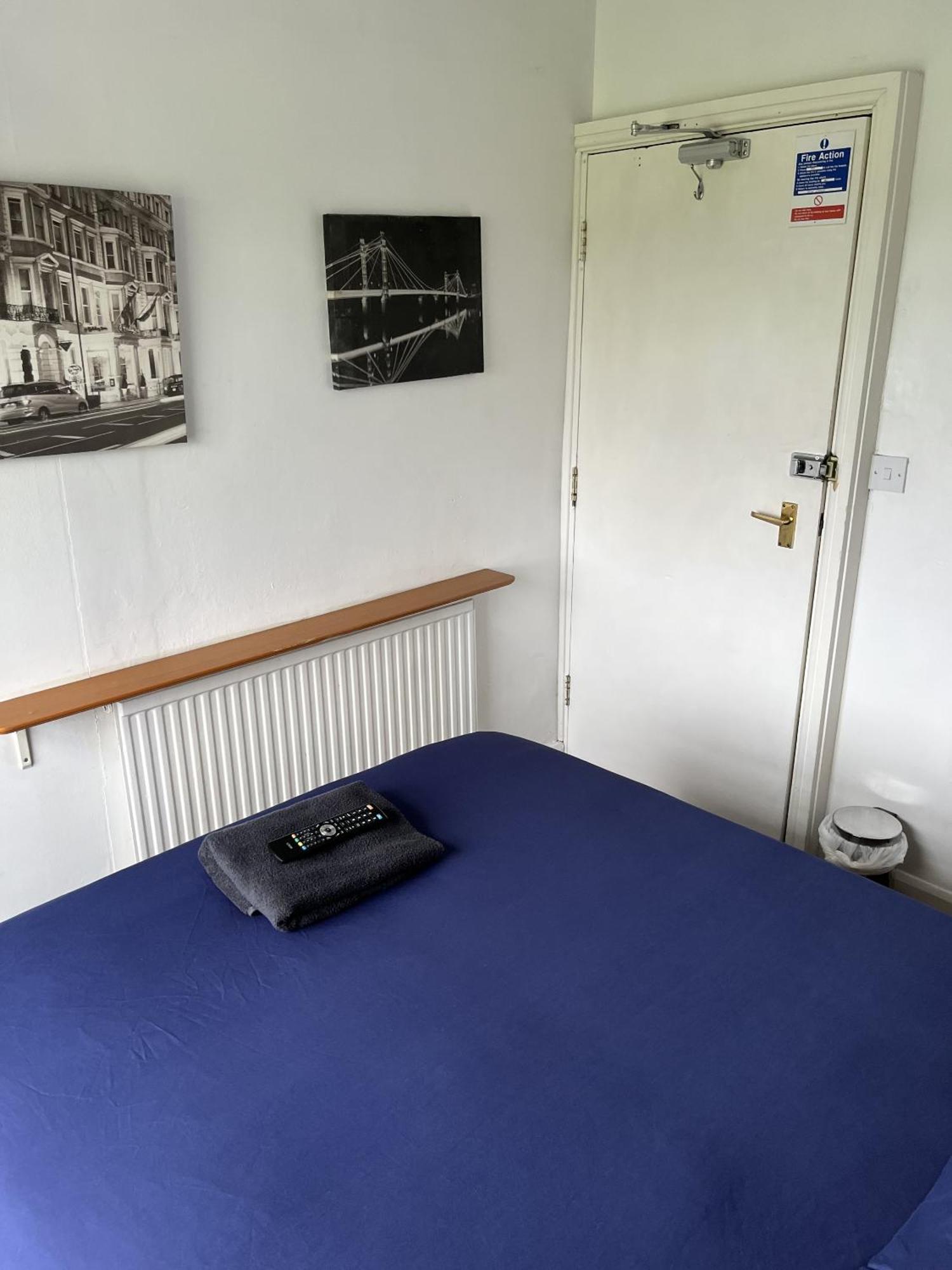 Beverley Budget Inn Room photo